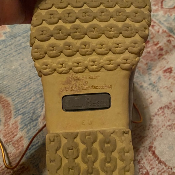L.L Bean Boots 8” Insulated - Picture 5 of 9